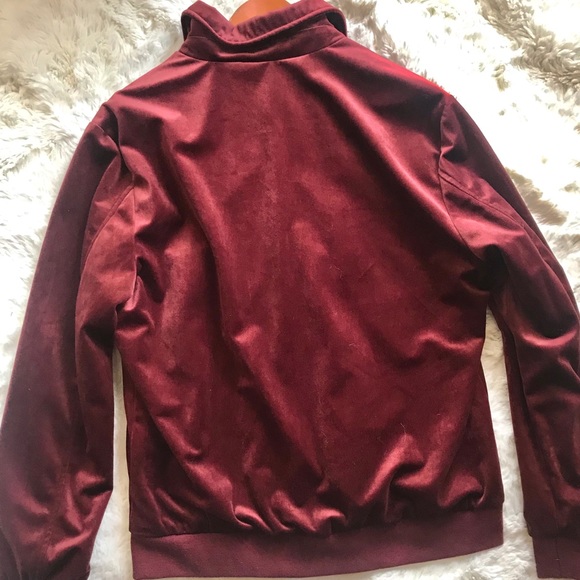 ✨New Velvet Burgundy Jacket✨ - Picture 3 of 3